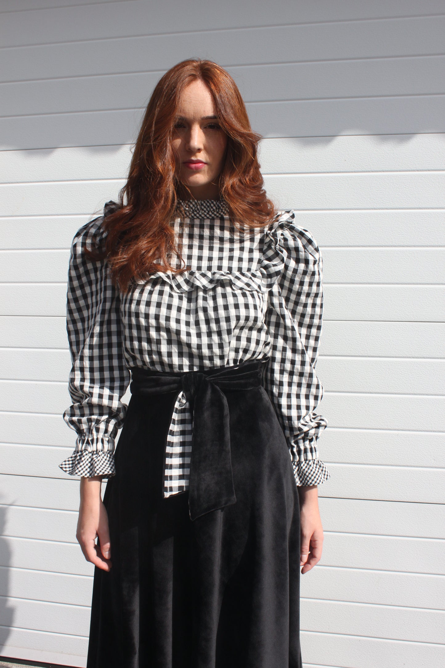 BLUSA VIOLA | BLANCA Y NEGRA