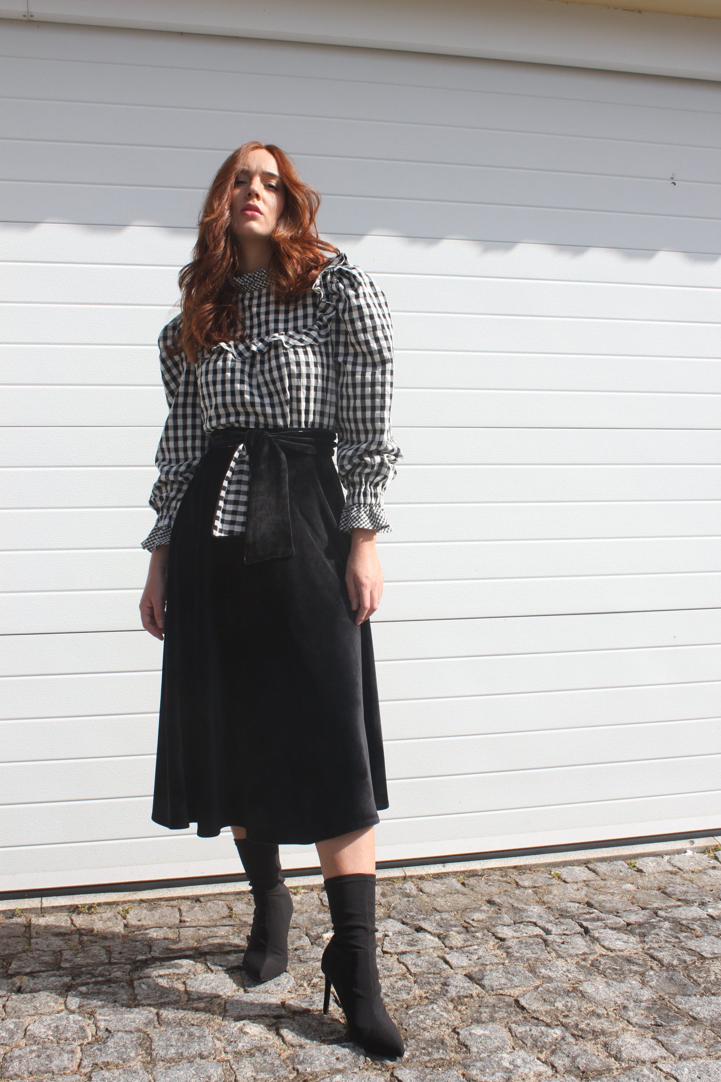 BLUSA VIOLA | BLANCA Y NEGRA