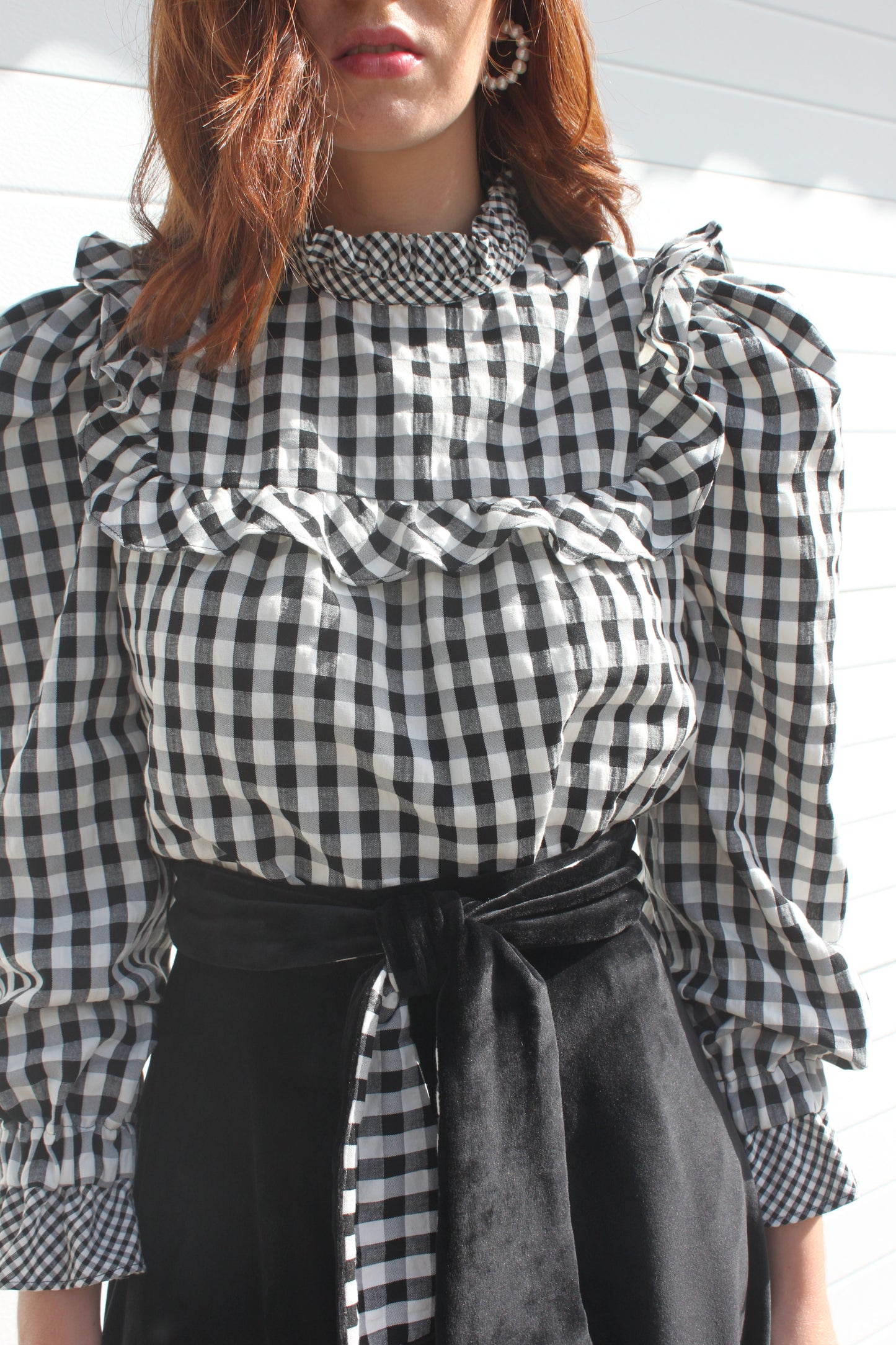 BLUSA VIOLA | BLANCA Y NEGRA