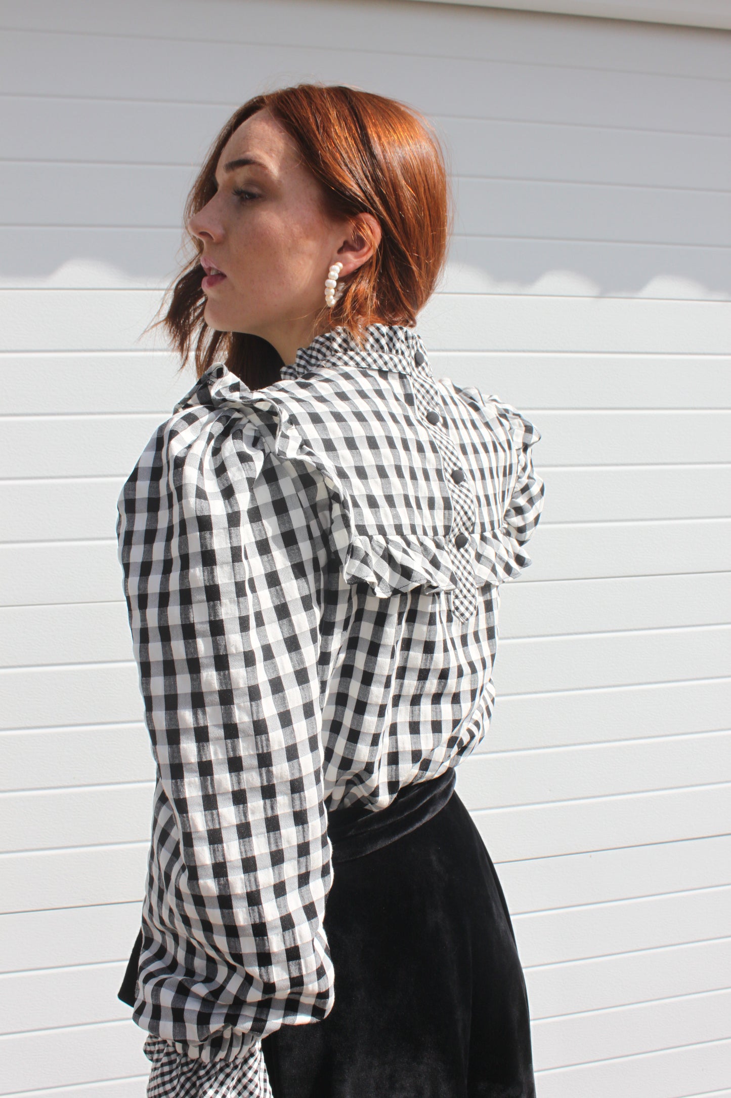 BLUSA VIOLA | BLANCA Y NEGRA