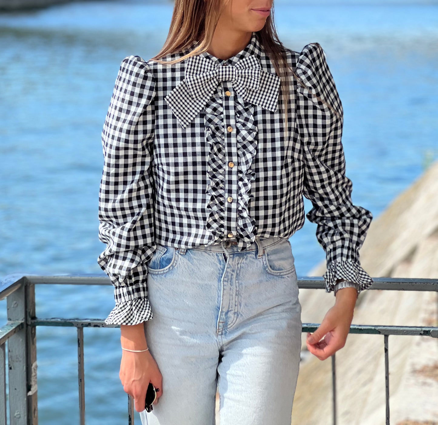 BLUSA LAZZO | BLANCA Y NEGRA