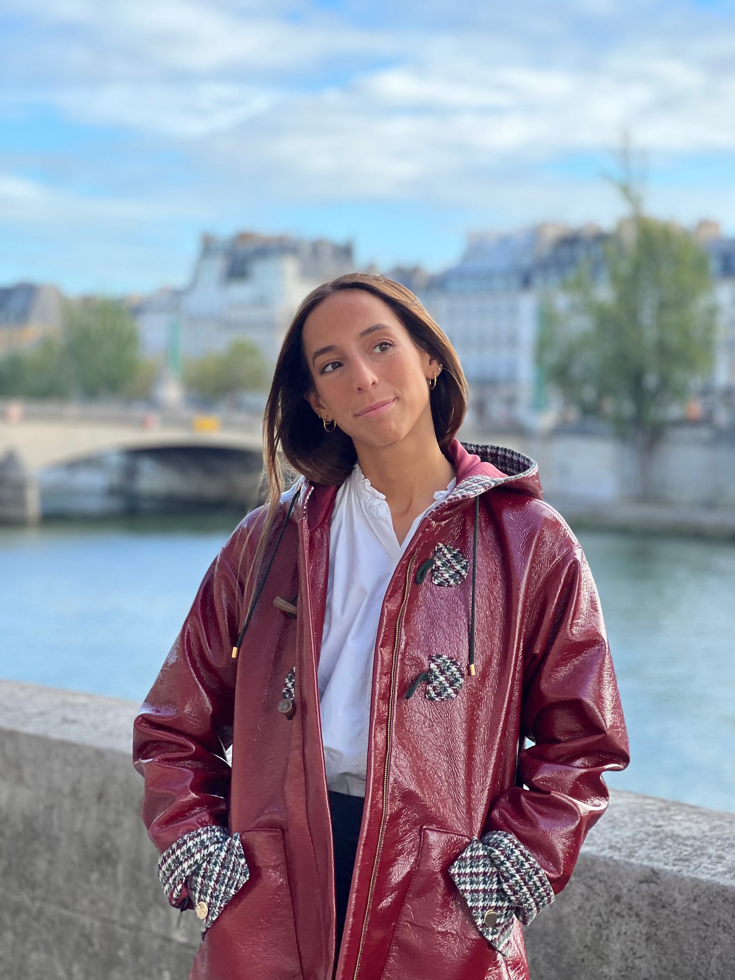 IMPERMEABLE | RED WINE