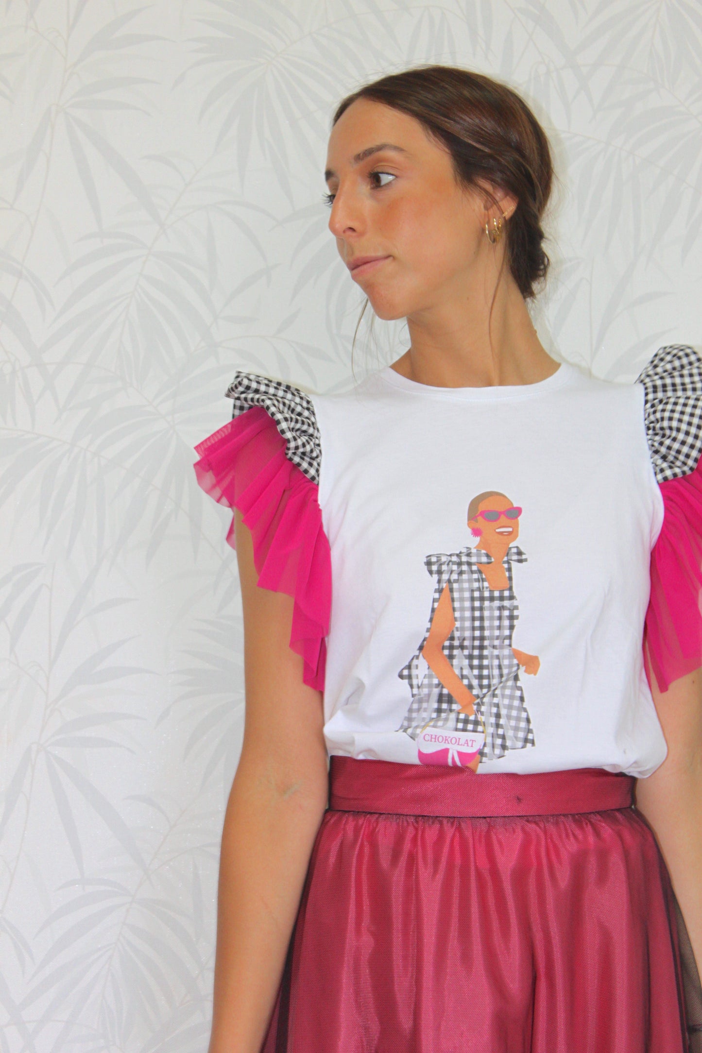 CAMISETA CHIC CON CUADRO VICHY Y TUL FLÚOR