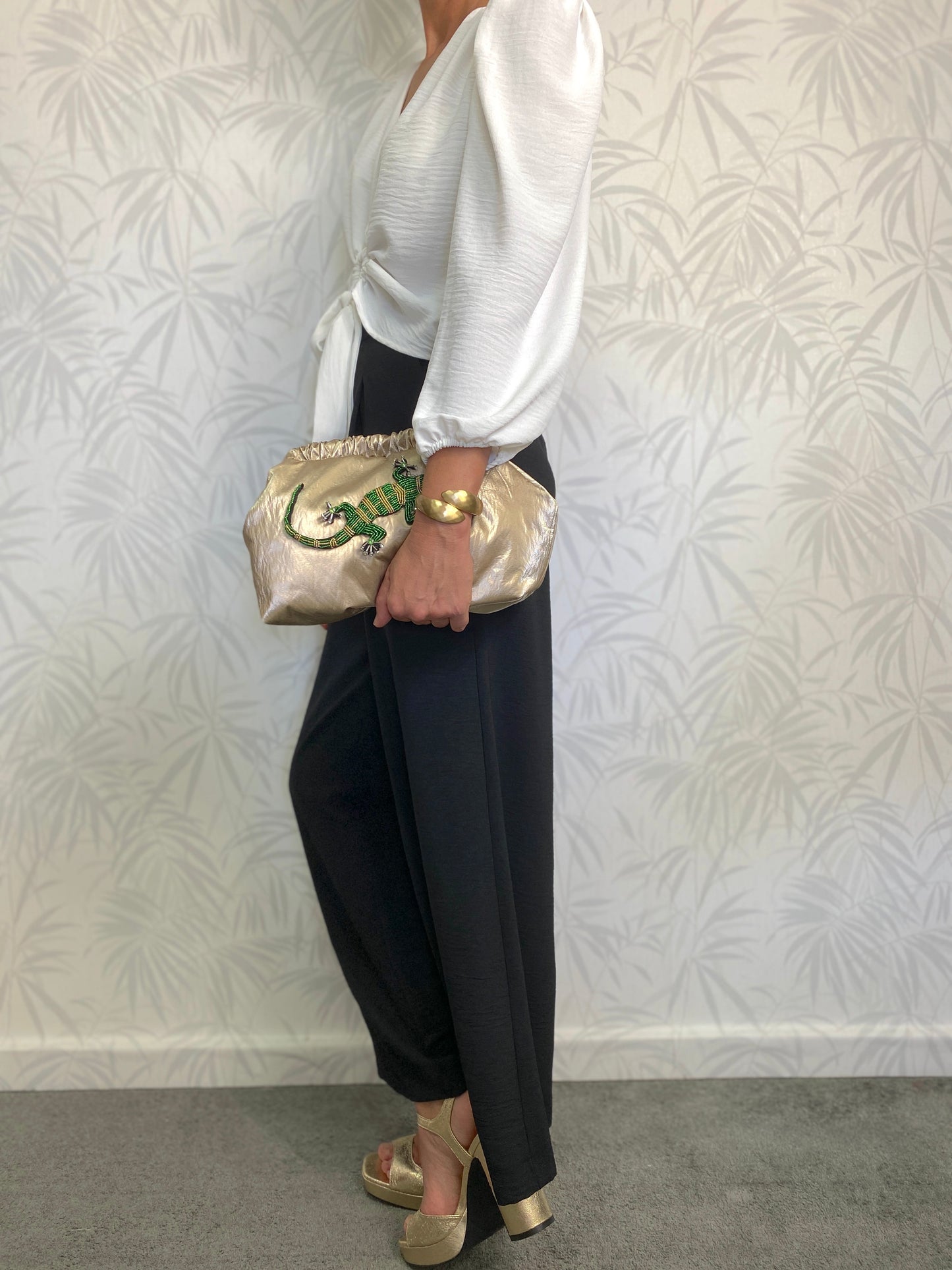 CLUTCH DORADO PERSONALIZADO SALAMANDRA