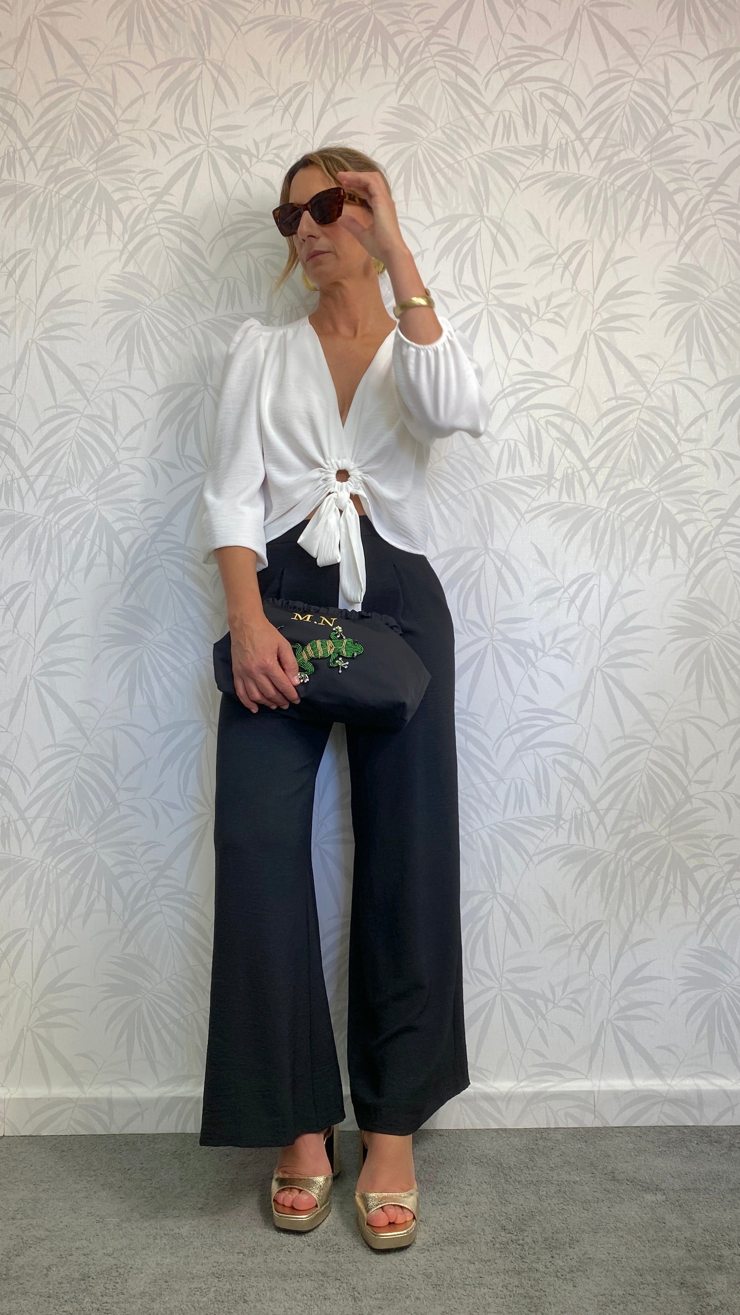CLUTCH NEGRO PERSONALIZAZO SALAMANDRA