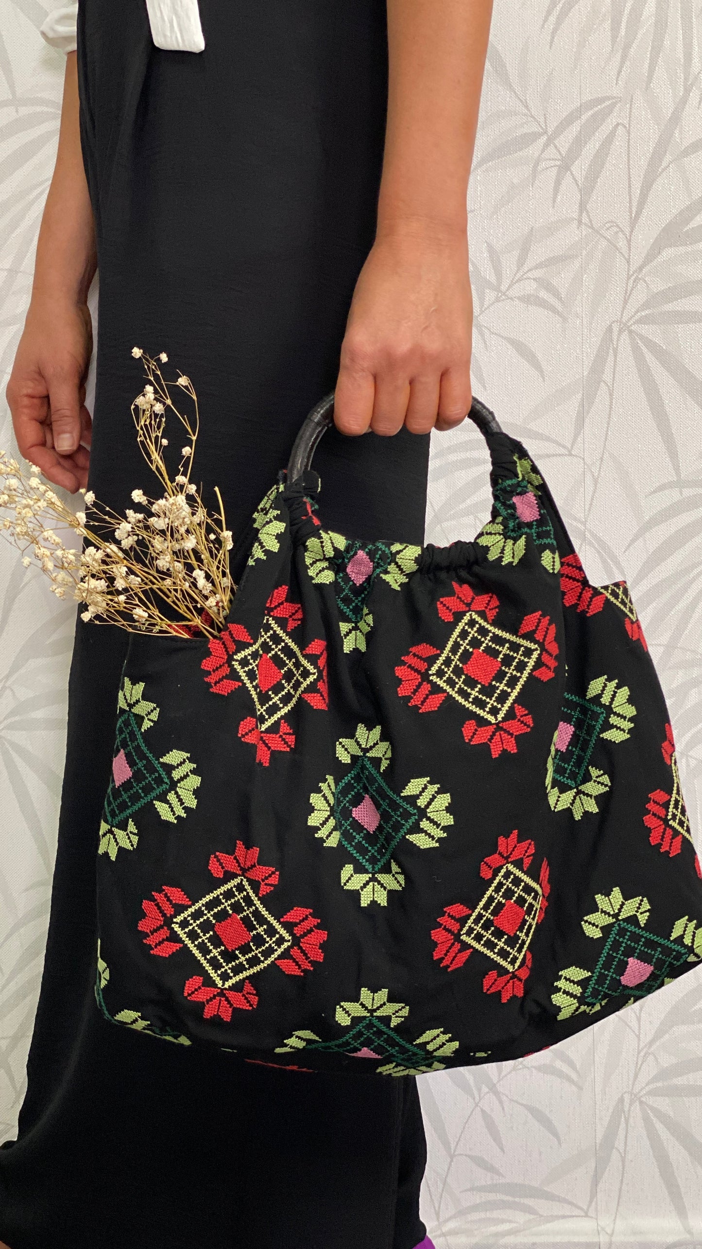 BOLSO BORDADO | NEGRO