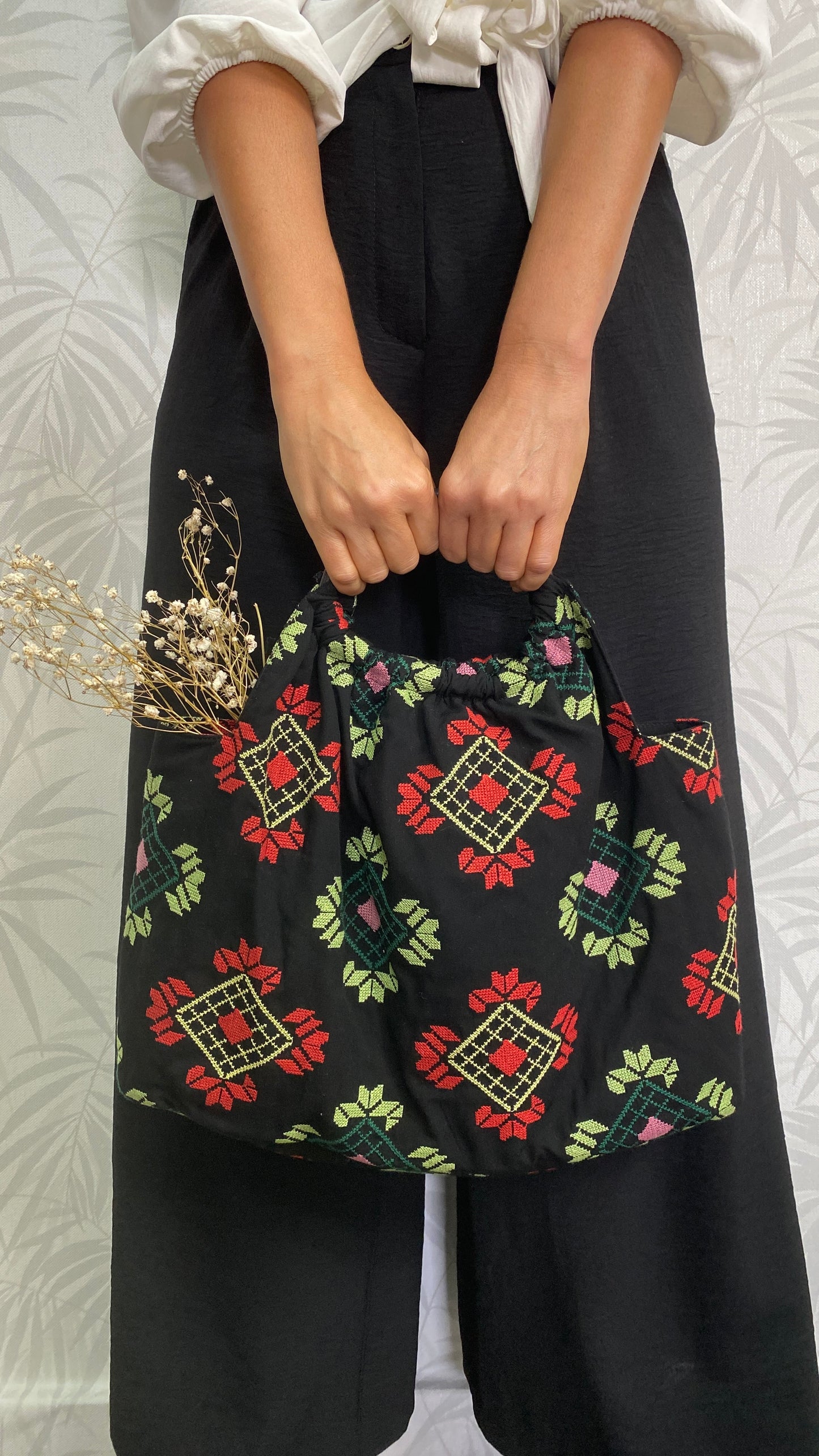 BOLSO BORDADO | NEGRO