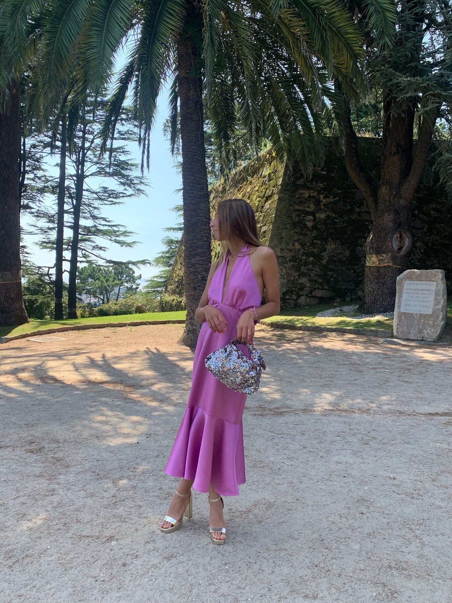 VESTIDO ESCOTE HALTER