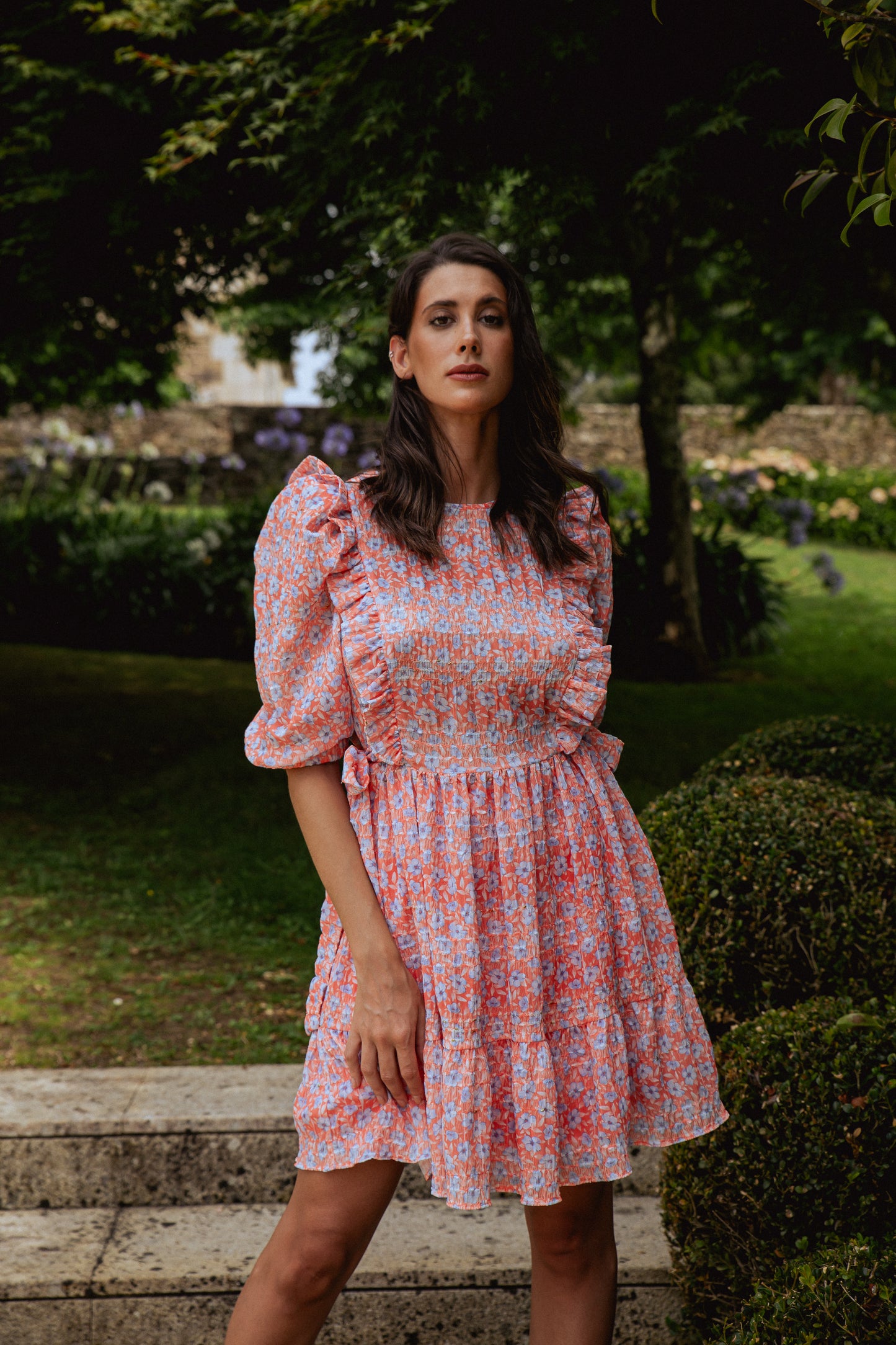 vestido-corto-flores-primavera-lazos