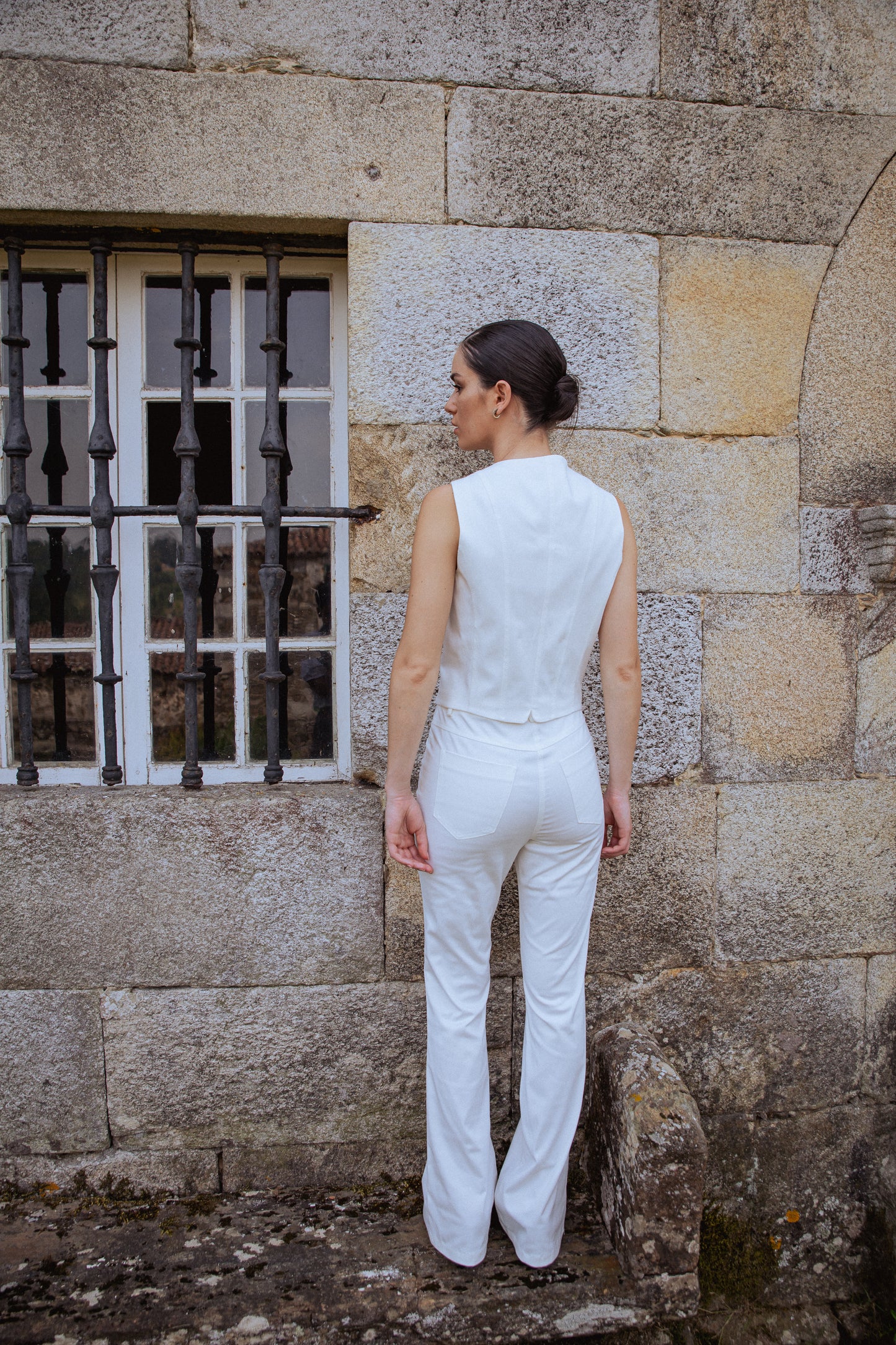 PANTALÓN RECTO ALGODÓN BOTONES ESTRELLA