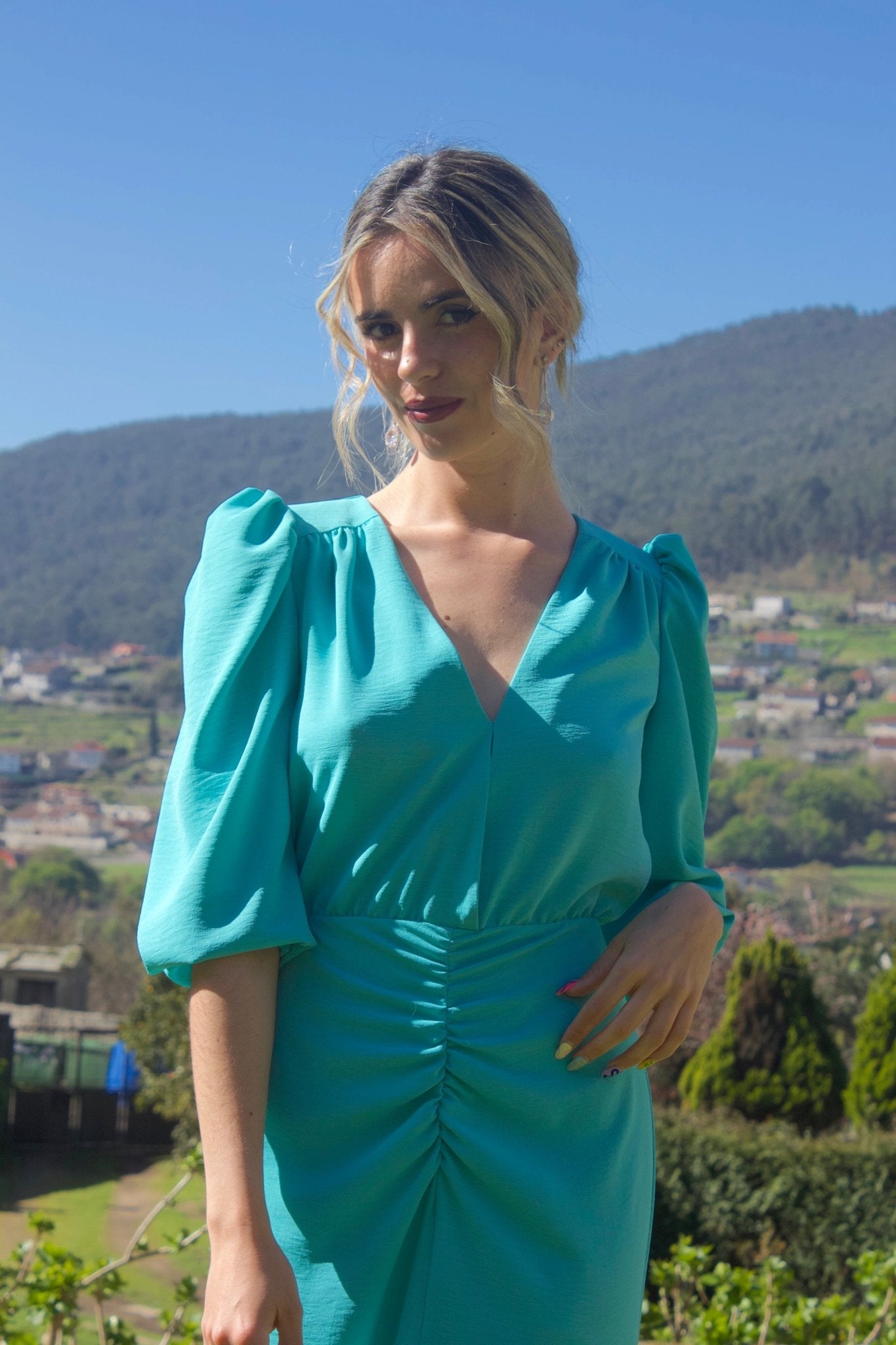 VESTIDO MIDI DRAPEADO | AGUAMARINA