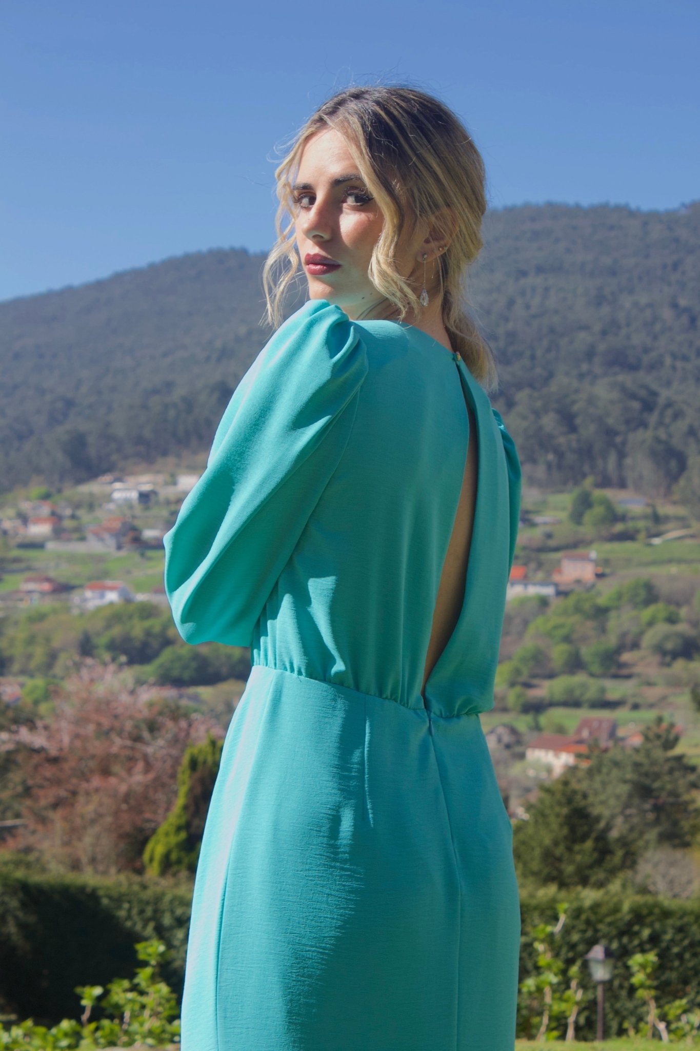 VESTIDO MIDI DRAPEADO | AGUAMARINA